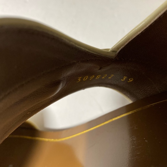 Gucci Women's Horsebit Sandal, Mystic White, Patent Leather Sz: EUR 39 US 9 - Picture 10 of 12